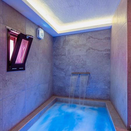 Luxuite Spa Con Piscina E Jacuzzi Alberobello Exterior photo