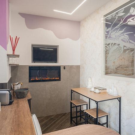 Luxuite Spa Con Piscina E Jacuzzi Alberobello Exterior photo